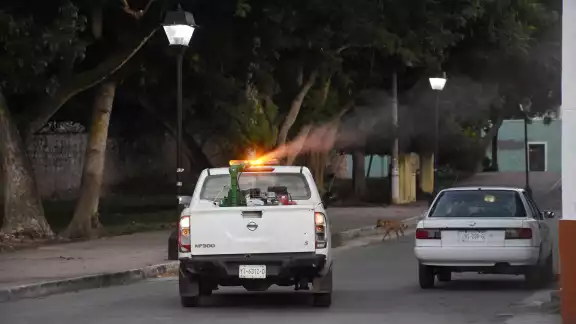 Métricas de dengue clásico y dengue hemorrágico en Mérida Métricas de dengue clásico y dengue hemorrágico en Mérida