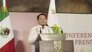  Pide Huacho Díaz Mena reingeniería de vivienda en Yucatán