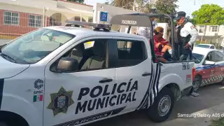 Detienen a mujer en Escárcega por robo de una cartera  en un taxi