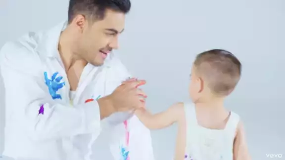 El nuevo tema de Carlos Rivera está causando revuelo en redes sociales El nuevo tema de Carlos Rivera está causando revuelo en redes sociales