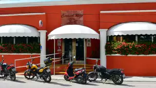 Apagones de luz ponen en riesgo a negocios de Campeche