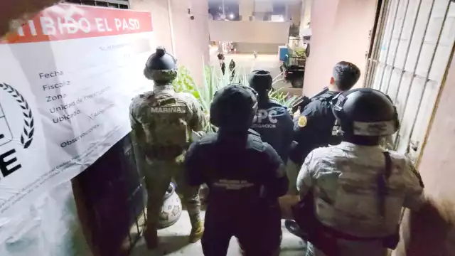 En la Región 95 se encontraron numerosas dosis de droga y se detuvo a varios de los sospechosos