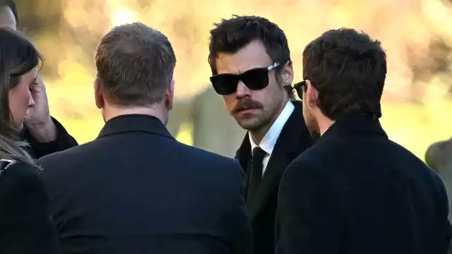 Sus compañeros de la banda estuvieron presentes