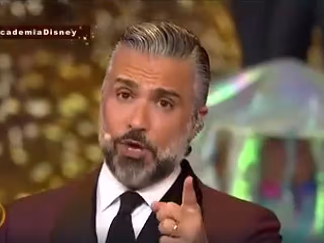 Jaime Camil regalará 250 mil pesos al ganador de La Academia, sumándole al millón ya establecido.