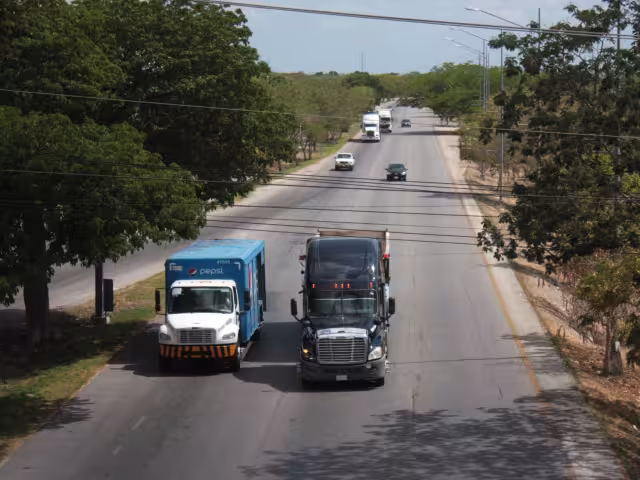 Conkal, Mérida-Chetumal y Celestún: las obras viales que esperan financiamiento en 2026
