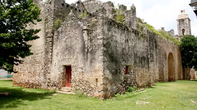 Los elementos arquitectónicos coloniales fusionan estilos europeos y locales