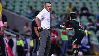 Nacho Ambriz dice adiós a Santos