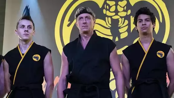 Netflix estrenó hace unas semanas la nueva temporada de Cobra Kai Netflix estrenó hace unas semanas la nueva temporada de Cobra Kai