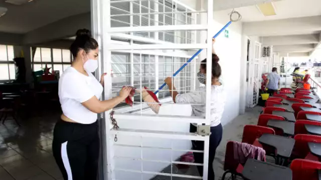 Preparan salubridad en escuelas antes del regreso a clases (IMAGEN ILUSTRATIVA)