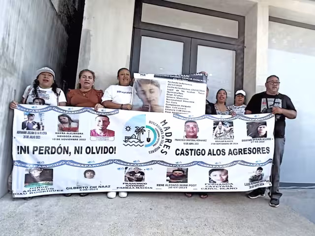 Deysi Blanco, presidenta del colectivo, realizó una manifestación en el Palacio Municipal, donde expuso la problemática