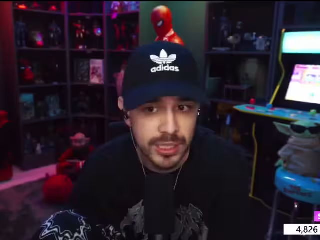 El "streamer" Juan Garnizo, anunciando en directo el divorcio de su ex pareja Arigameplays.