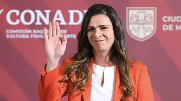 Ana Guevara estaría con un pie fuera Ana Guevara estaría con un pie fuera