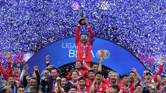 El Diablo celebra su título 11