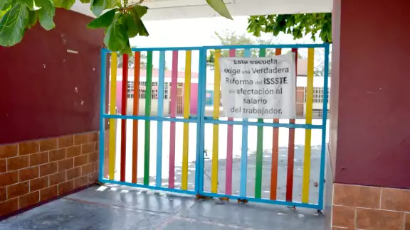 La suspensión de labores en las escuelas ha afectado en la vida diaria de las familias