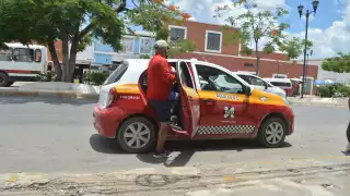 ¿Cuánto cuesta un taxi del Centro histórico de Campeche a la Feria de San Román?