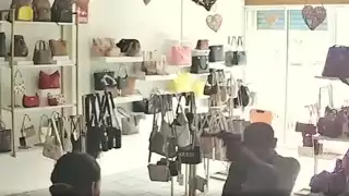 Sujeto asalta tienda de Cozumel con pistola falsa y logra huir