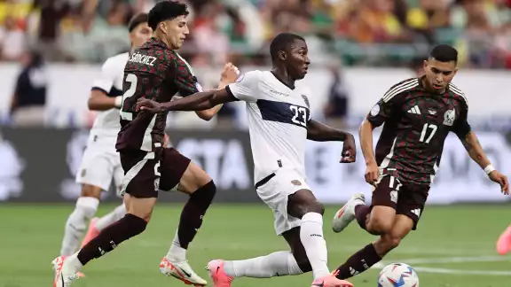 El Tri tendrá una nueva alineación El Tri tendrá una nueva alineación
