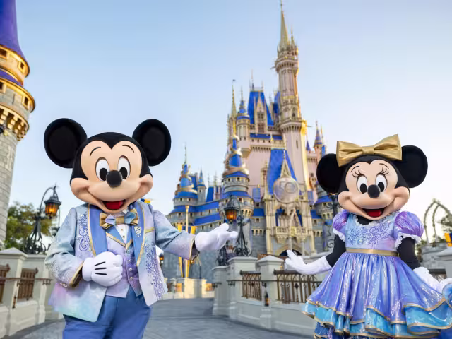 Reportan incendio en parque temático de Disney World