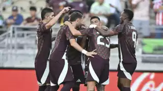 Con un estadio semivacío, México golea a Nueva Zelanda en el regreso del Vasco Aguirre