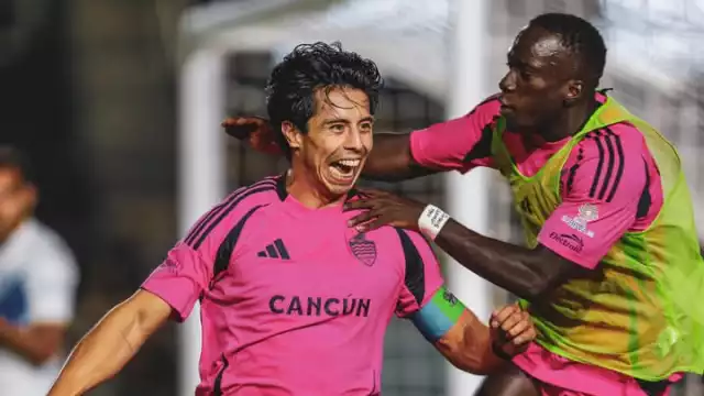 Galindo Jr se volvió el héroe del encuentro