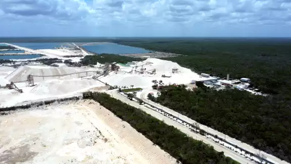 La Sala Especializada en Materia Ambiental y de Regulación del TFJA dictó un acuerdo de suspensión hasta que se resuelva el juicio La Sala Especializada en Materia Ambiental y de Regulación del TFJA dictó un acuerdo de suspensión hasta que se resuelva el juicio