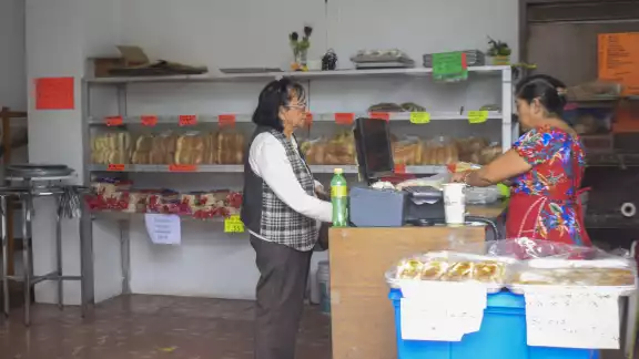 Dueños de locales formales revelaron que el gran problema que enfrentan es con empresas sin regulación, pues no pagan impuestos. Dueños de locales formales revelaron que el gran problema que enfrentan es con empresas sin regulación, pues no pagan impuestos.