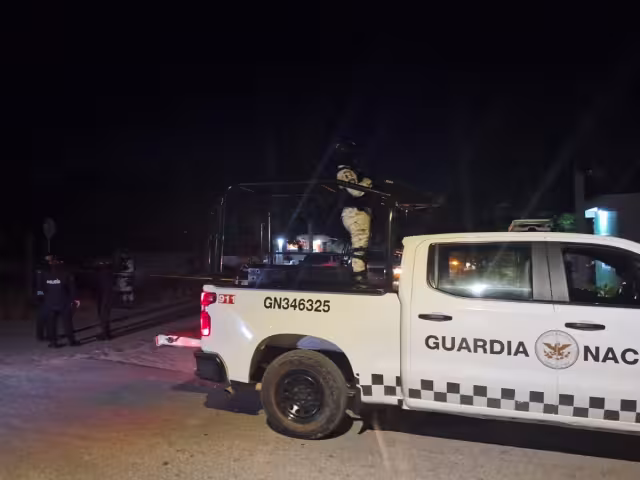 El hombre fue encontrado esposado y con signos de violencia