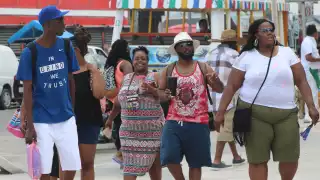 Llegada del crucero Carnival  Valor  genera buena derrama económica en el puerto de Progreso  