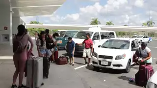 Aeropuerto de Cancún: ¿Cuáles son las tarifas de taxis de aerolíneas mexicanas?      