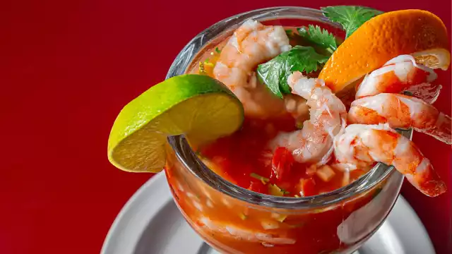 El tradicional coctel de camarón