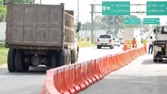 Debido a las afectaciones, se exige la apertura de la carretera Debido a las afectaciones, se exige la apertura de la carretera