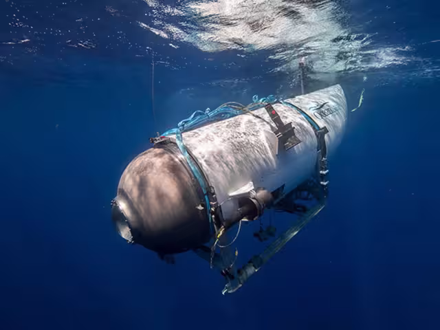 Revelan video del rescate del submarino Titán del fondo del océano