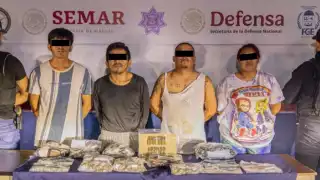 Cinco detenidos por homicidio y narcomenudeo en Paseos del Mar; aseguraron armas y drogas
