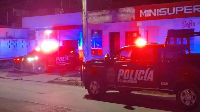 El hecho ocurrió en un centro nocturno de la colonia El Pedregal. Agentes detonaron sus armas para evitar la huida de los sujetos
