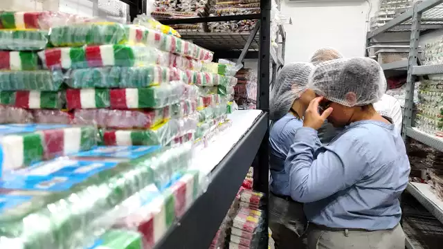 La Secretaría del Trabajo y Previsión Social invitó a los trabajadores a presentar su denuncia -incluso anónima- si creen que están siendo vulnerados