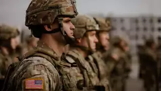 Estados Unidos estaría planeando ataques con drones contra cárteles en México, revela NBC