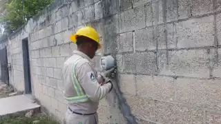 CFE le cobra 67 mp a una mujer por consumo de luz en su casa en Chetumal 