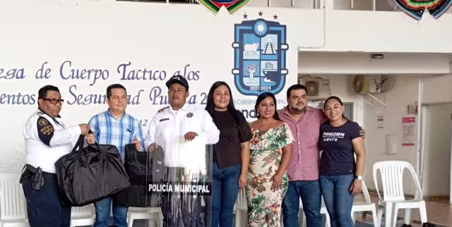 Policías municipales de Candelaria califican de injusta la exigencia de devolver 1,400 pesos del ISR tras recibir el pago del quinquenio