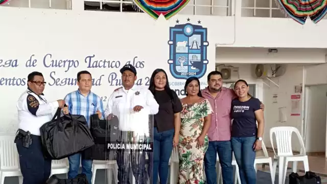 Policías municipales de Candelaria califican de injusta la exigencia de devolver 1,400 pesos del ISR tras recibir el pago del quinquenio