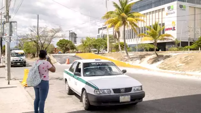 Conflicto entre Uber-taxistas afectan a usuarios en Quintana Roo