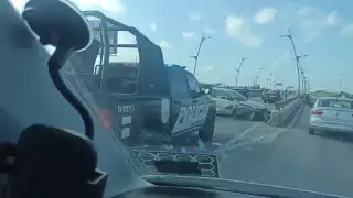 Accidente en  Playa del Carmen: Choque entre dos vehículos causa tráfico en el boulevard 