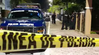 Sorprenden a balazos a ministeriales durante un cateo en Cancún
