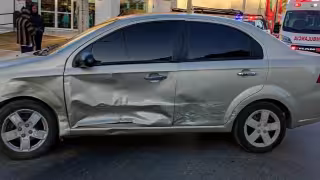 Accidente vial en José María Morelos dejó a una persona gravemente lesionada.