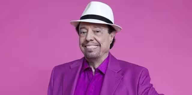 Músico brasileño Sergio Mendes muere de COVID
