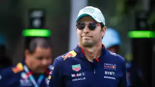 Checo Pérez se mantiene en la F1