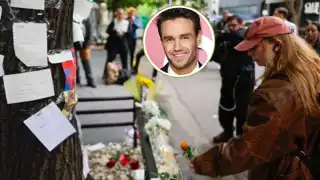 Fans se dan cita a las afueras del hotel