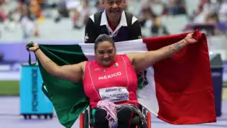 Gloria Zarza gana el primer oro para México en Paralímpicos de París 2024