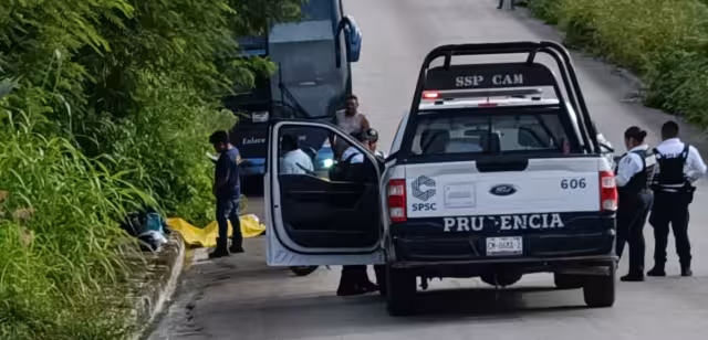 La acompañante del motociclista fue trasladada de urgencia al hospital