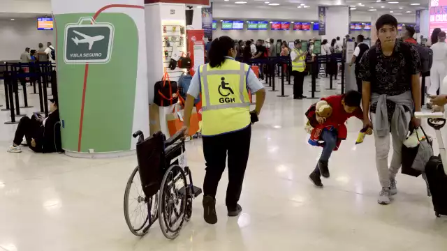 Los trabajadores en Quintana Roo enfrentan sueldos insuficientes y una economía precaria
