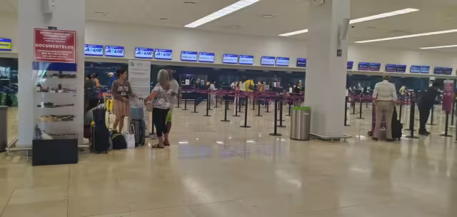 La gran afluencia de pasajeros se mantiene